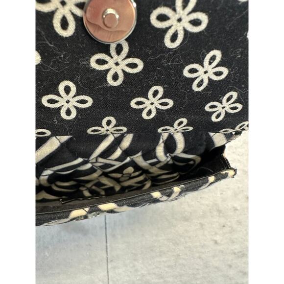 Vera Bradley Crossbody Wallet Purse Concerto Black White Pattern - Picture 8 of 10